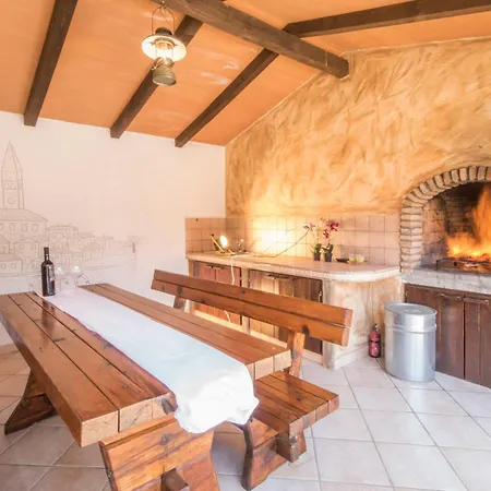 Brigita, A Beautiful Close To The Holiday home *